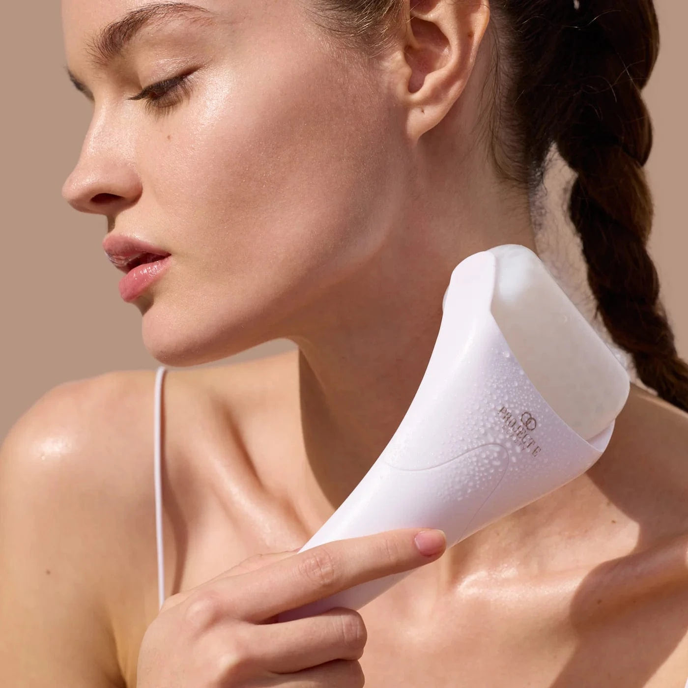 Project E Beauty Skin Care The Ice Roller | Cryotherapy Treatment